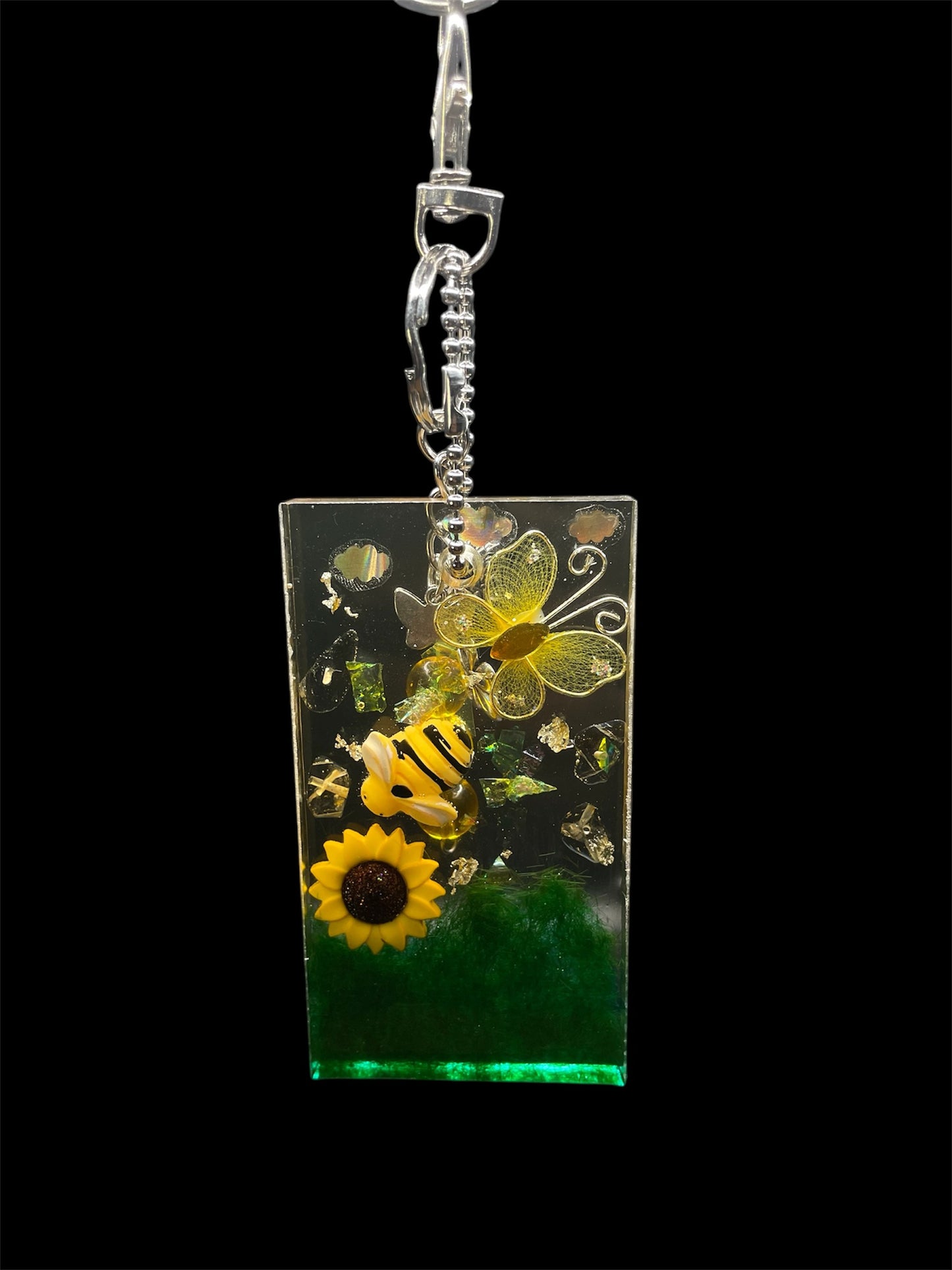 The Bee Keychain