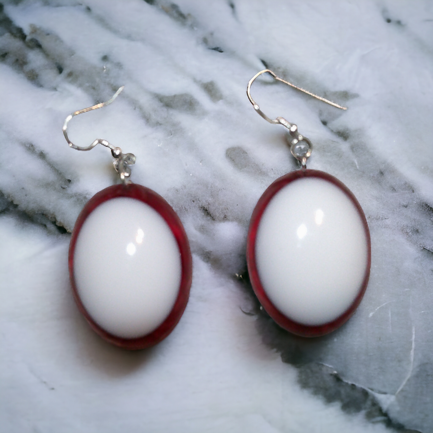 Red & White Oval Earrings